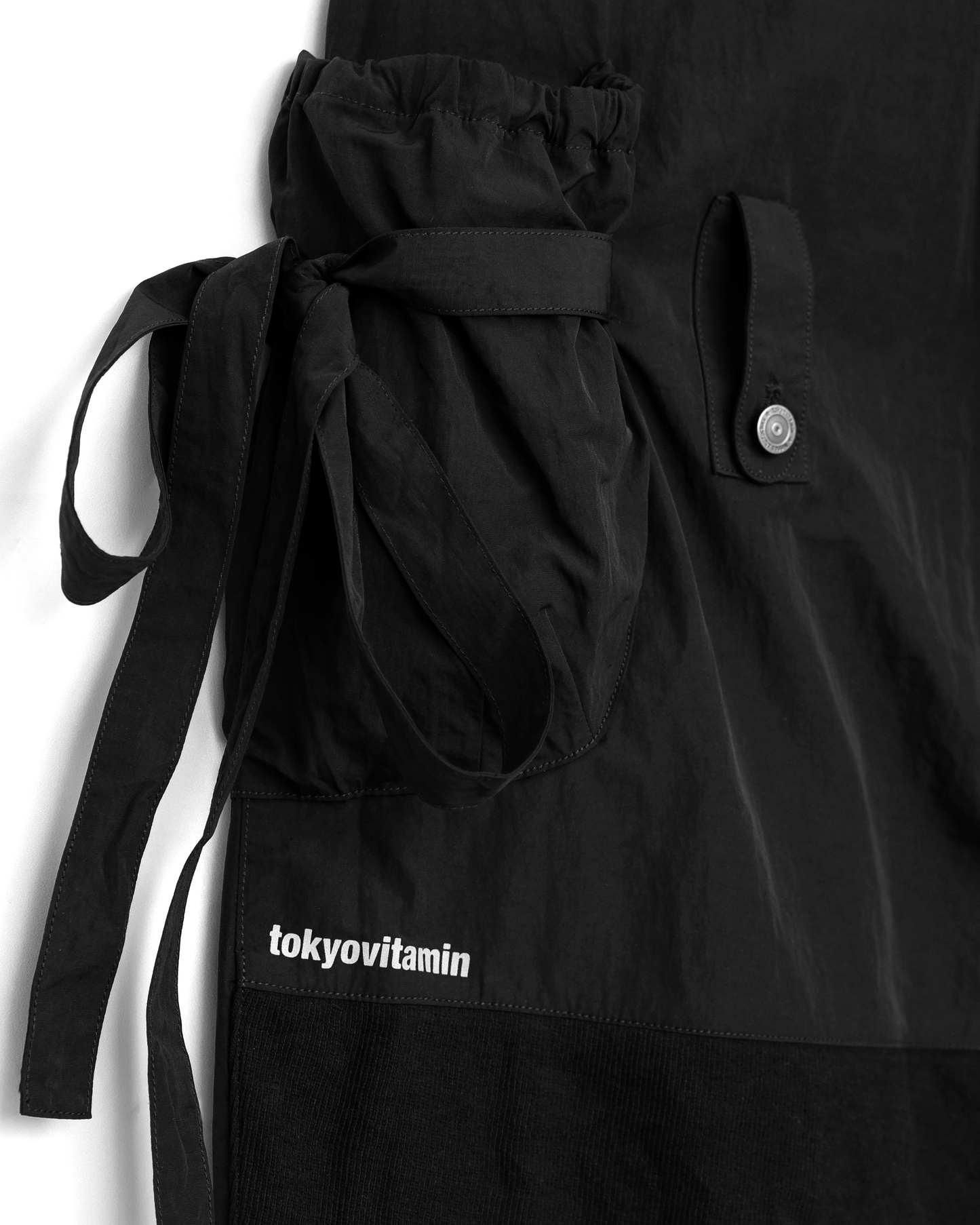 HC x TOKYOVITAMIN BDU 5.0 [BLACK]